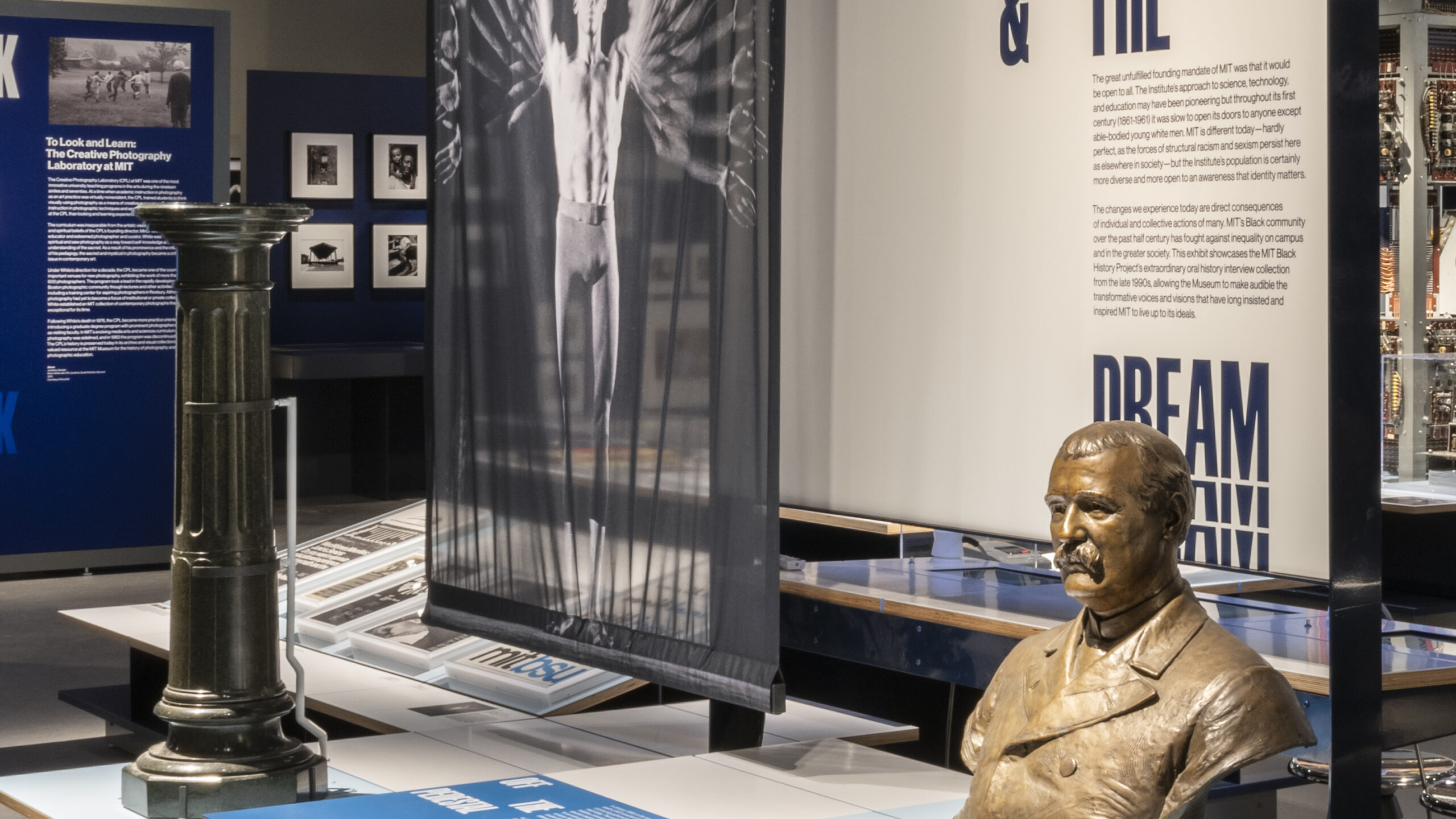 Gallery Label: Technology and the Dream | MIT Museum